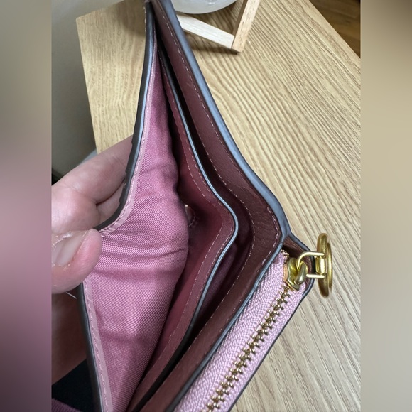 ⭐️TORY BURCH COMPACT WALLET⭐️ - Picture 7 of 8